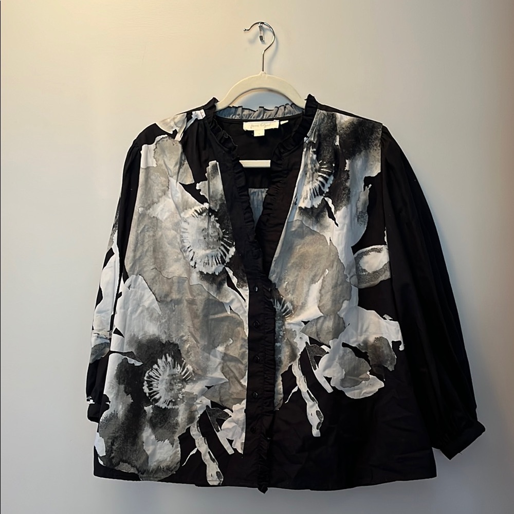Floral Black and White Blouse